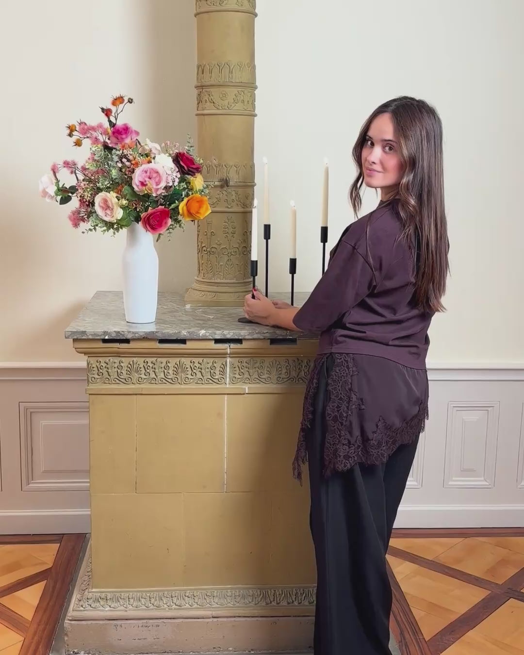 Charger la vidéo : Bouquet "Flame Roses" - Taille S