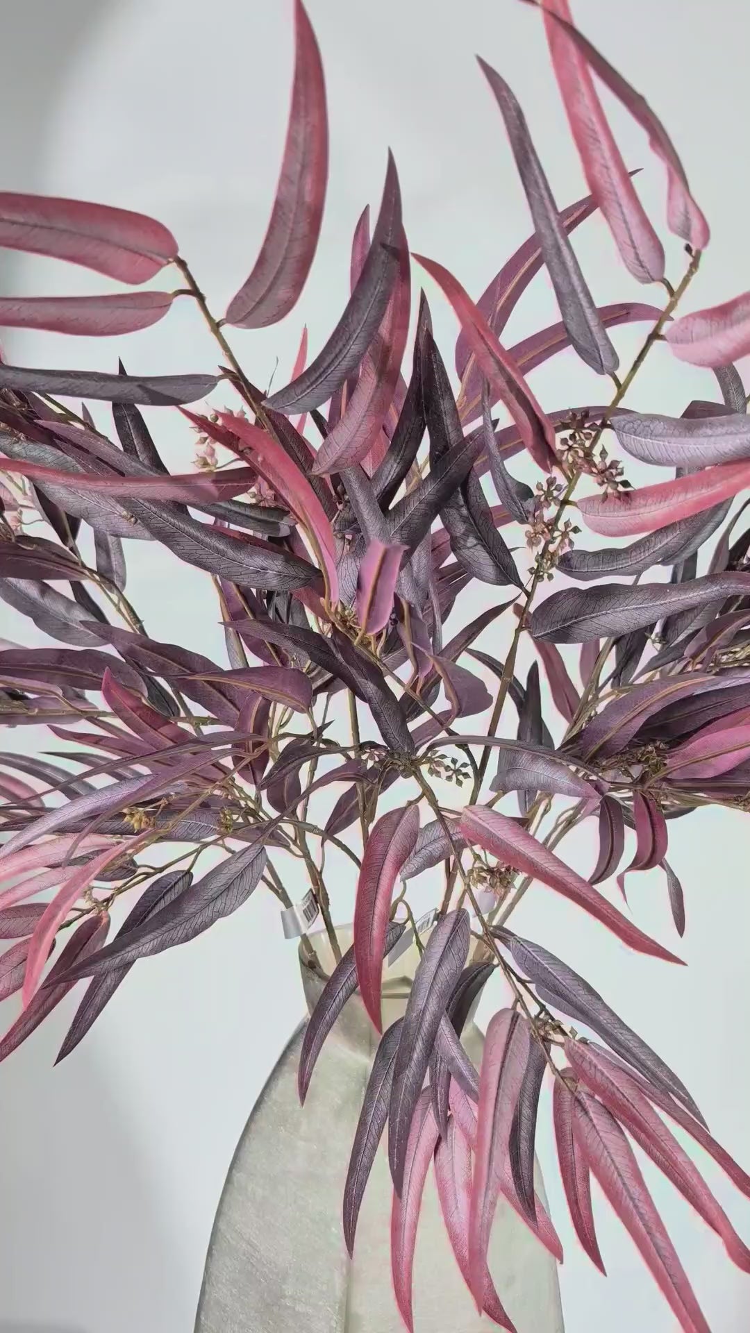 Load video: Palm Branch 123 cm 1 pc. - Artificial Branch