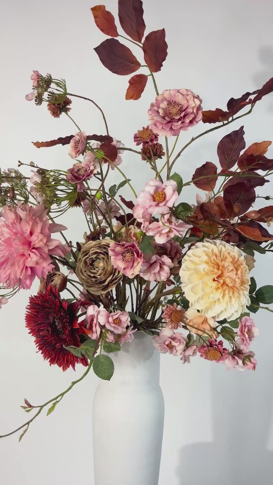 Load video: Bouquet "Powder Room" - Size L