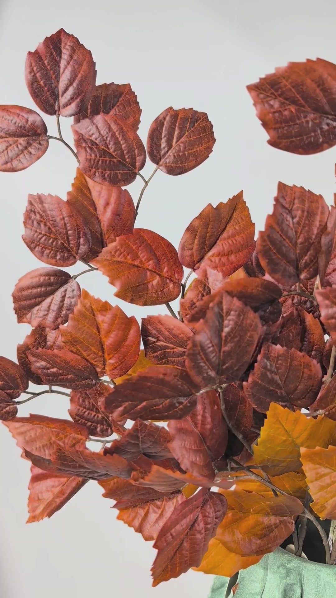 Load video: Birch Leaf Branch 80 cm 1 pc. - Artificial Branch