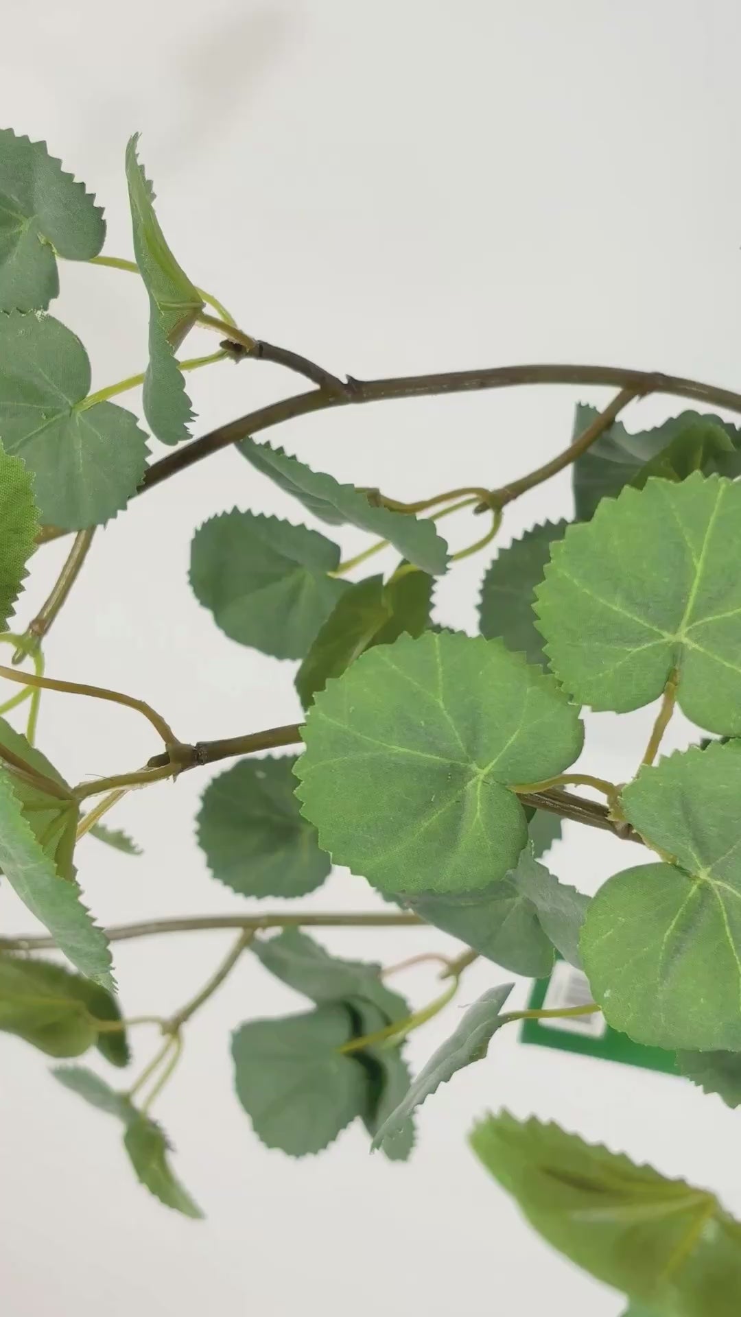 Charger la vidéo : Branche feuillue 95 cm 1 pièce - branche artificielle